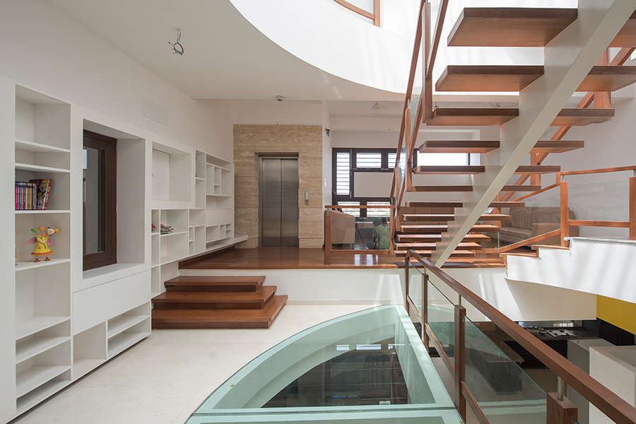 Specifie an alternate text for an image